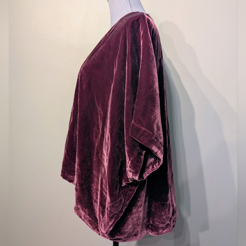 Aritzia Talula Velvet Fawkner Dolman Open Kimono Cardigan Burgundy XXS XS - Picture 5 of 11